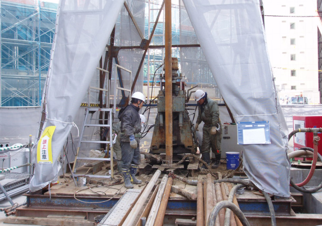 井戸工事（四つ櫓使用）